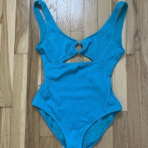 Aerie One-Piece full coverage Swimsuit with Front Keyhole